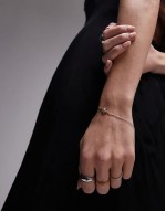 star pendent bracelet in gold