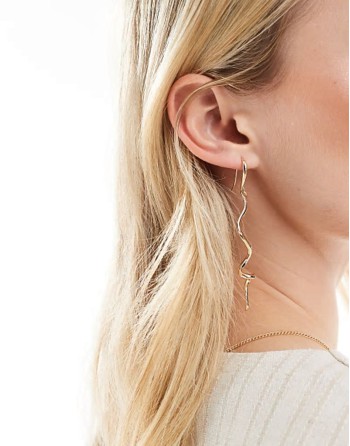 drop earrings with squiggle detail in gold tone