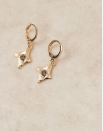 huggie hoop earrings with star pendant in gold